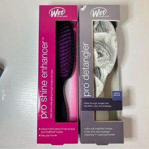 Wet Brush Pro Shine Enhancer and Pro Detangler Set - Black and Purple